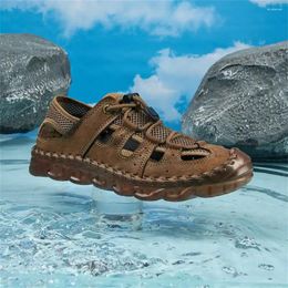 Slippers Tyre Sole Round Toe Man Mules Sandals Cuddly Shoes Moccasin Sneakers Sports Due To Collection Novelty Low Cost