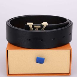 Belts 2024 men designers Leather Waistband Black Brown Cowhide Belts Women Classic cinturones de diseno 105cm-125cm 240305