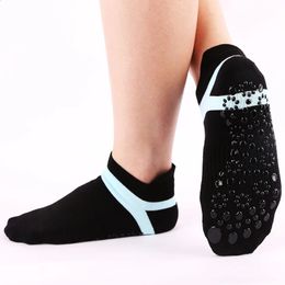 3 Pairs Women Non Slip Yoga Socks Athletic Running Walking Cotton Sports Sock Femme Colourful Breathable Casual Leisure Socks 240220