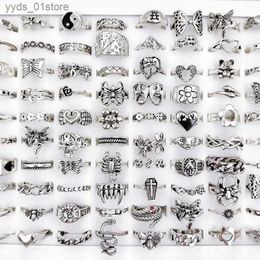 Band Rings 50/Pcs/Lot Hip Hop Vintage Rings for Women Wholesale Punk Heart Flower Skull Butterfly Tai Chi Finger Ring Jewellery Party Gift L240305