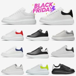 Designers Oversizeds Suede Leather Trainers Casual Shoes Mens Women Triple White Black Grey Tennis Velvet Espadrilles Luxury Sports Rubbers Sole Outdoor Sneakers