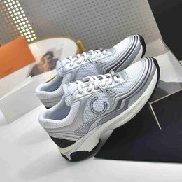 Top quality Designer C Running Shoes Luxury Skate Sneakers Woman Cclies Trainers Women Lace-Up Breathable Spring 78789