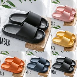 2024 Slippers for men women Solid Colour hots low soft black white Chartreuses Multi walking mens womens shoes trainers GAI