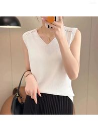 Women's Tanks 2024 V-neck Knitted Tank Top Women Knitting Summer Cool Elegant Sleeveless T-shirt For