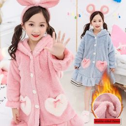 Dziewczyny z piżamą szaty zimowe nocne ubrania dla dzieci nocne grube flanelowe odzież snu Dzieci Pękamie Boshrobe 6 8 10 12 lat 240228