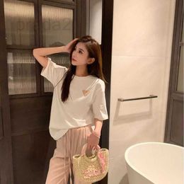 Women's T-Shirt Designer Pink Triangle Round Neck Short sleeved T-shirt for Women's Korean Edition Versatile Loose and Age reducing Style Half sleeved Top 2024 COSI