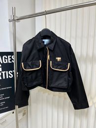 Vinatge 2024 Black Laple Neck Long Sleeves Pockets Women's Coats Designer Single Zipper Pockets Long Jackets 3053