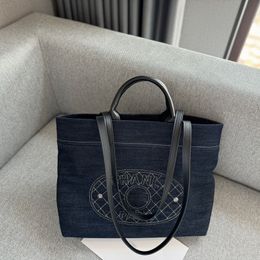 24Ss Vintage Womens Designer Denim Blue Tote Bags Multi Pochette Large Capacity Outdoor Handbags Street Trends Shopping Underarm Crossbody Package 36x30cm