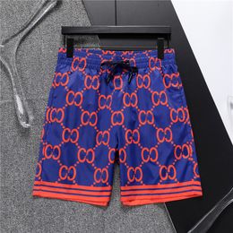 Wholesale Summer Summer Mens Shorts Designers Casual Sports Knee Length Fashion Quick Drying Men Beach Pants Black and White letter print Short Asian