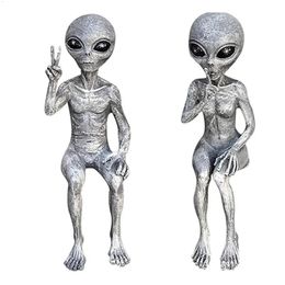 15cm Outer Space Alien Accessories Resin Statue Martians Garden Figurine For Home Indoor Outdoor Decoration Courtyard Ornaments 240226