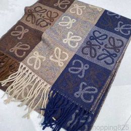 Scarves same Stars jacquard checkerboard autumn and winter fashion temperament warm tassel cashmere scarf Rowe shawl 2RCHM