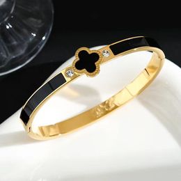 Classic 4/four Leaf Clover Charm Bracelets Bangle 18K Gold Titanium Steel for Women Girl Wedding Mothers Day Brithday Gift Jewellery Womens High Qu 927