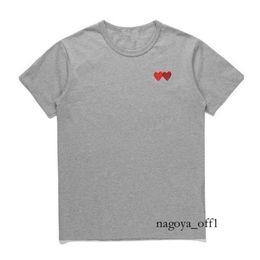 2024 Play Mens T Shirt Designer Red Commes Heart Women Garcons S Badge Des Quanlity Ts Cotton Cdg Embroidery Short Sleeve Bg 413