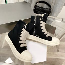 Scarpe designer stivali corti in pizzo calda casual tela tela designer sneaker in gomma sneaker stivalette sneaker sneaker in pelle di lusso scarpe nere scarpe da allenatori da uomo scarpe da uomo