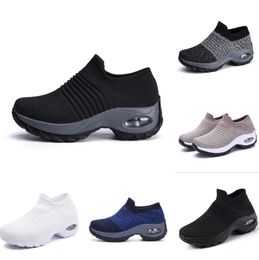 GAI Sports and leisure high elasticity breathable shoes, trendy and fashionable lightweight socks and shoes 48