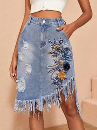 Elegant Women Vintage 3D Floral Embroidery Sequin Pearl Detail Ripped Fringe Hem Asymmetric Slant Pocket Denim Skirt 240228