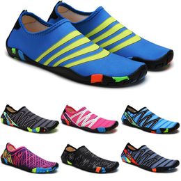 2024 Water Shoes Water Shoes Women Men Slip On Beach Wading Barefoot Quick Dry Swimming Shoes Breathable Light Sport Sneakers Unisex 35-46 GAI-2