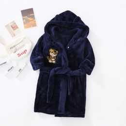 Baby Boys Girls Bathrobe Cartoon Tiger Hooded Kids Sleepwear Robes Winter Warm Casual Childrens Pajama Long Sleeve Kid Robes 240228