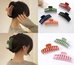 Simple Solid Colour Clip Women Matte Black Plastic Hair Claw Girls Large Hair Clamps Claw Clip Crab For Hair Accessories7906028