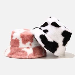 Winter Outdoor Vacation Lady Panama Black Cow Print Thickened Soft Warm Fishing Cap Faux Fur Rabbit Bucket Hat For Women 210531251b