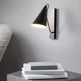 Wall Lamp Simple Modern LED Wrought Iron White Black Bedside Lights For Living Room Kitchen Indoor Sconces Light