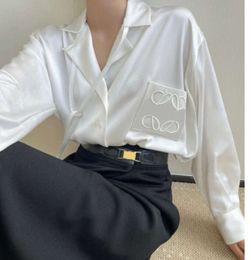 Black White Women Silk Blouses Mens Designer Tshirts With Letters Embroidery Spring Autumn Long Sleeve Tee Shirts Casual Tops Designer T Shirt Womens4356