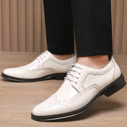 New Luxury Designer Mens Black White Wedding Dress Prom Patent Leather Shoes Male Formal Footwear Sapatos Tenis Masculino