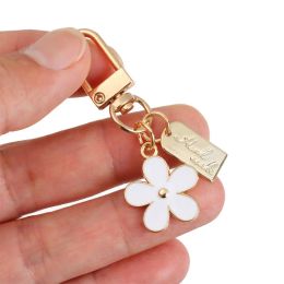 Keychains Flower for Women Charm Chain Car Key Ring Pendant for Purse Handbag Bag Keychain chain
