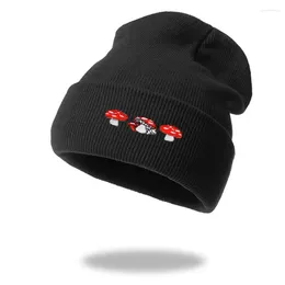 Berets Autumn Winter Acrylic Fibre Embroidery Bright Colour Fairy Tale Mushroom Knit Beanie Skull Hat For Men Women Outdoor Cold Cap Zj4