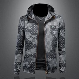 New 2024 Fashion Men's Designer Jacket Coats Luxury streetwear jacket Spring Autumn Hoodie Sportswear letter Womens High quality Black Windbreaker Outerwear