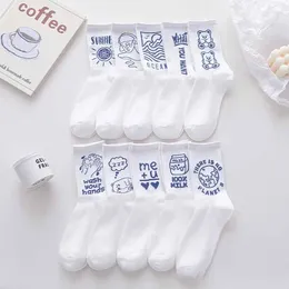 Women Socks Vintage Letter Patterned Harajuku White Fashion Funny Skateboard Cool Female Casual Cotton Short Hipster Sox