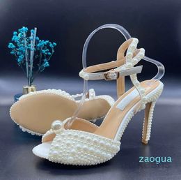 2024 Dress Shoes Platform Heels Pearls Leather Womens bracelet Sandal