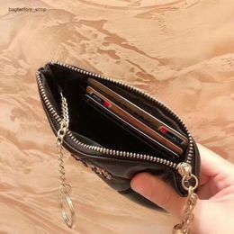 Designer Handbag Womens New Small Fragrant Wind Box Bag Lingge Chain High Appearance Fashion Vertical Cross Body Phone