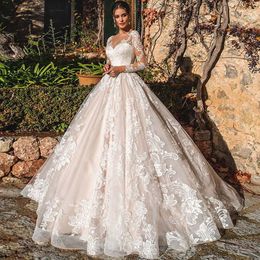 Ny Elegant A Line Wedding Dresseslong Long Sleeves Embrodery Lace Plus Size Sweep Train Boho Vestido de Novia Lace Applique Pärled Church Bridal Gowns