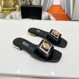 Top quality Designer Beauty head Sandals Famous Medusa Slippers Lwo Heel Shoes Luxury Sandale Leather Fashion Women 23453