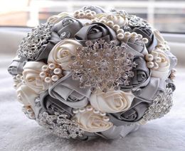 HandMade Silk Rose Bridal Bouquet Wedding Accessories Brooch Crystal Pearl Wedding Bouquet Holding Flowers Decor1004287