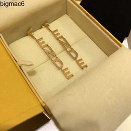 Stud 2024-Stylish Bag Pendant Studs Pearl Handbag Ear Hoops Letter Golden Danglers Women Designer Earrings Eardrops With Box Birthday Gift