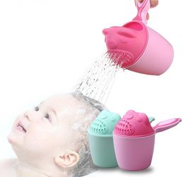 Cute Cartoon Baby Caps bath toys Toddle Shampoo Cup Children Bathing Bailer Shower Spoons Child Washing Hair Cup Kids Tool5333865