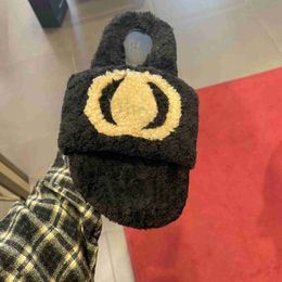 Slippers fashion Casual shoes sandale men fuzzy Sliders Flat fur luxury Designer Winter warm indoor fluffy Mule black white sandal women SlideH240306