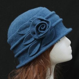 Vintage Women Wool Caps Cloche Flapper Hat Fashion Lady Bucket Winter Flower Cap Classical Flower Design Hats264l