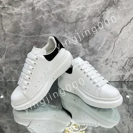 Top designers Casual Shoes running shoes White Black Leather Velvet Trainers Mens Women Flats Lace Up platform designers sneakers mens trainers xsd221101