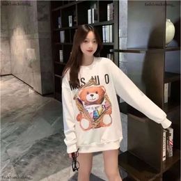 Graphic Print Moschino Hoodies Oversized Autumn Womens Designers Moschinos Sweater Sports Neck Long Sleeve Casual Loose Sweatshirts Men Moschinos 367