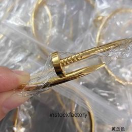 Original 1to1 Cartres High version V-gold nail bracelet fine 18k rose gold coarse half diamond head and tail non fading mens womens styles X7E8