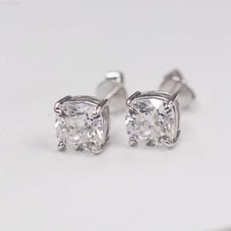 Fancy Gem G750 White Gold 1.5carat White Color Cushion Cut Moissanite Diamond Screw Studs Earrings for Women