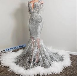 Sparkly Silver Crystal Mermaid Prom Dresses 2024 Beaded Sequined Black Girls Evening Dress With Feather Sleeveless Party Gowns Robes De Soiree female Vestido Noche