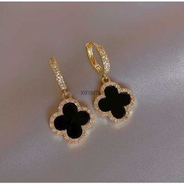 Stud 2021 Stud Designer Earrings Four-leaf Clover Earring For Women Senior Small Fragrant Wind Earrings Clover Ear Ring Light Luxury Flash 240306