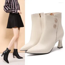 Boots Metal Decorative Side Zipper Fashion 2024 Autumn And Winter Pointy High-heeled Wholesale Generation.