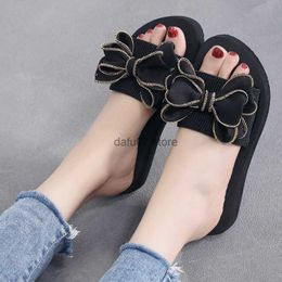 Slippers INS New Handmade Bright Black Bow Beach Vacation Atmosphere Versatile and Fashionable One word Drag Womens Flat HeelsH240306