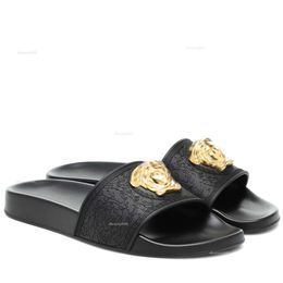 Luxurys Designer Chinelos Novos Clássicos de Moda Palazzo Sandália Casual Sapato Mu Mens Womens Sanda Sliders Metal Logo Slipper Verão Plataforma Plana Slide