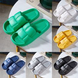 Slippers for men women Solid color hots low black white Peachs Multi walking mens womens shoes trainers GAI